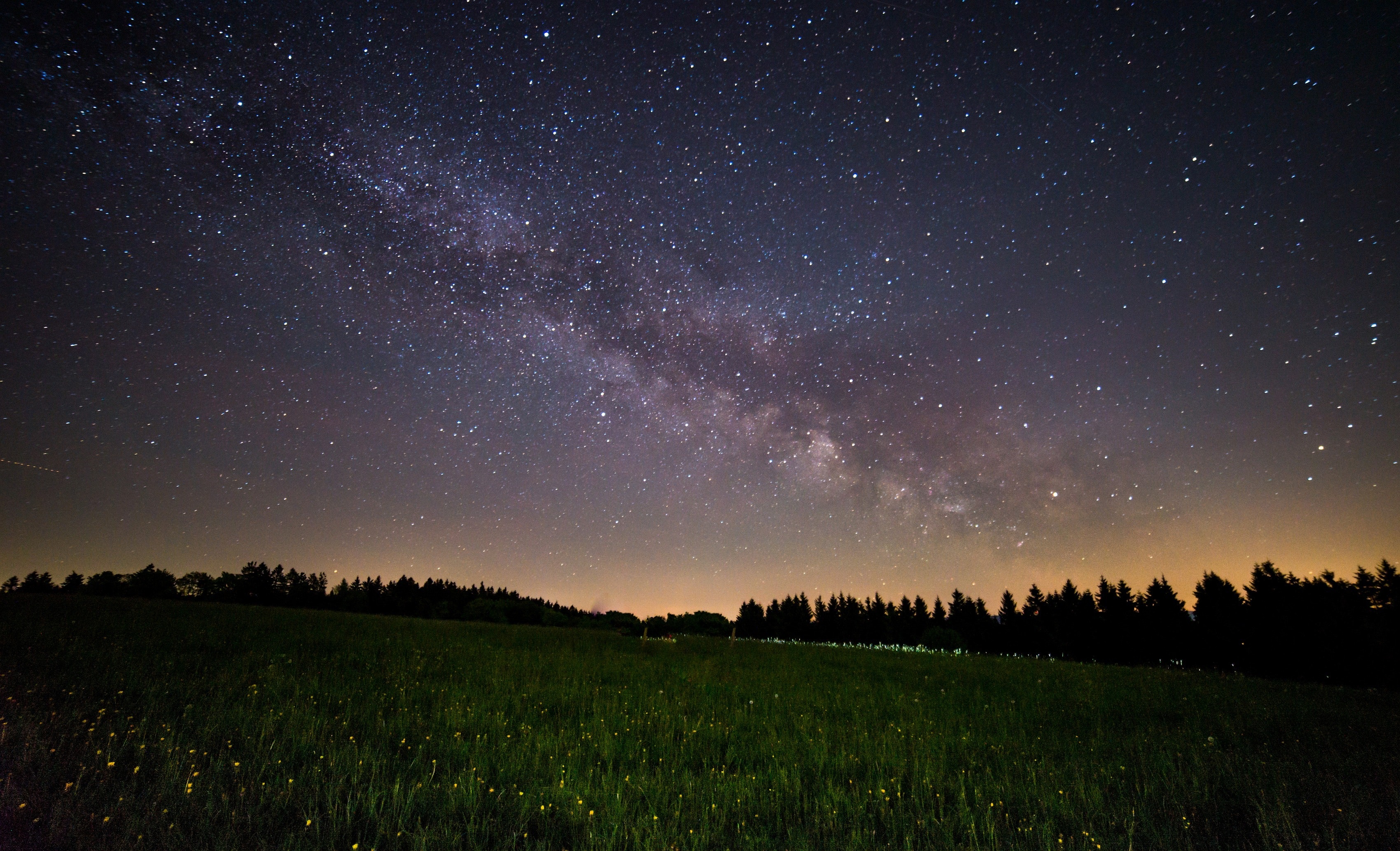 Lees meer over het artikel Why Laylatul Qadr? The Significance & Virtues of the Most Important Night of the Year